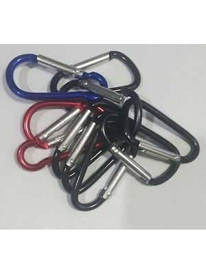 Carabiner (Pengait Gantungan)