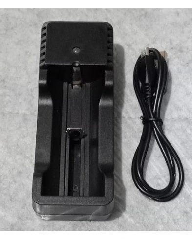 Charger baterai universal usb (aa, aaa, 18650, dll)