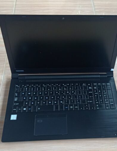 Toshiba B65 15.6″ Core i5 Gen7 Ram 8gb SSD