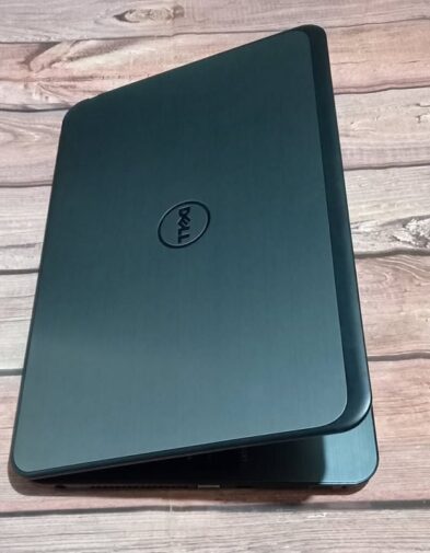 Dell Latitude 3540 15.6in ram 8gb SSD