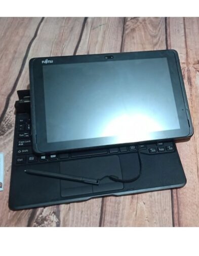 Laptop + Tablet 2in1 Fujistu intel x5 10in ssd