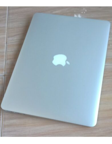 Apple Macbook Air 2015 8/256gb 13in